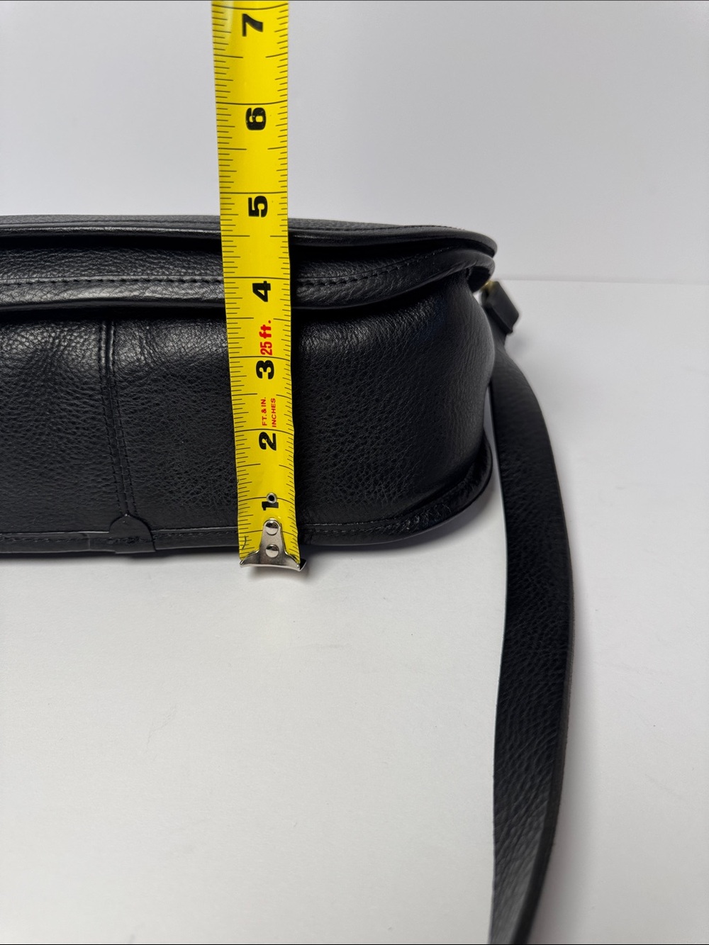 AGNES B. Minimal Black Pebble Leather Crossbody Saddle Satchel Bag  Roomy - Picture 15 of 16